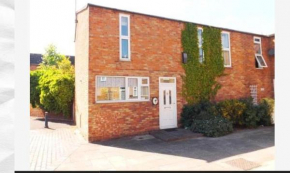 Vetrelax Basildon Newly refurbished 3bed House, Basildon